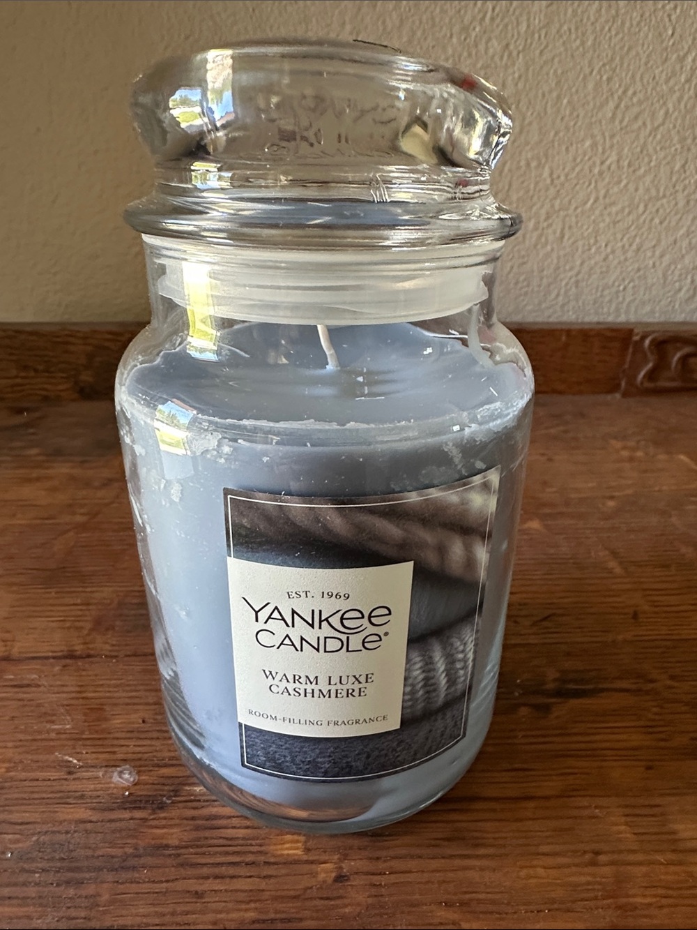 Yankee Candle Warm Luxe Cashmere Large Jar Candle - Light Gray